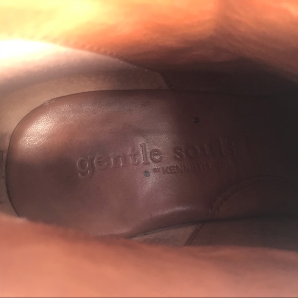 Kenneth Cole Gentle Souls Ankle Boots - Picture 5 of 7